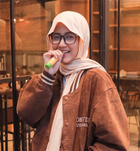 gambar nadya luqyana